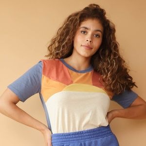 Camp Collection Sunbeam Tee Size XS